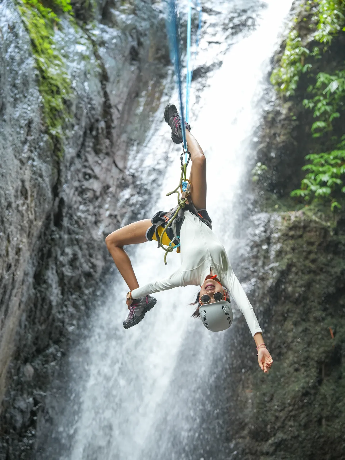 Spot foto di area Gitgit twin waterfall